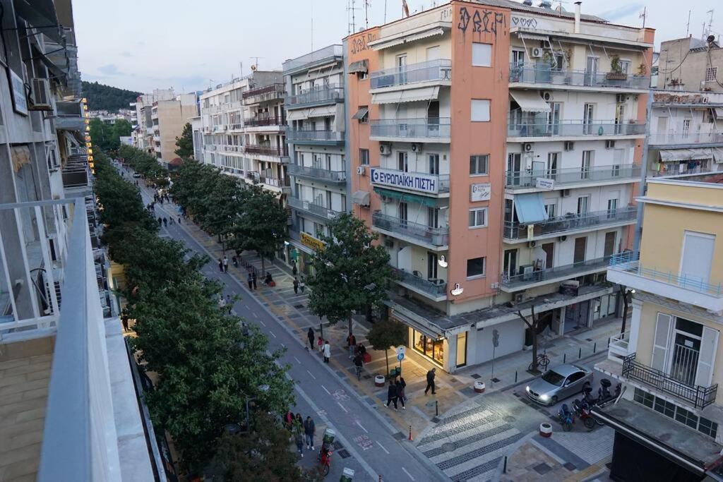 Διαμέρισμα Σε Πολυκατοικία Apartment Серес Екстериор снимка